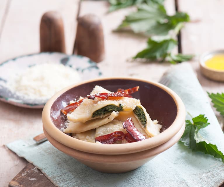 Ravioli z pokrzywą i ricottą Ravioli z pokrzywą i ricottą