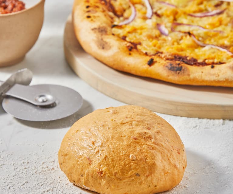 Ciasto na pizzę z pesto z suszonych pomidorów Ciasto na pizzę z pesto z suszonych pomidorów