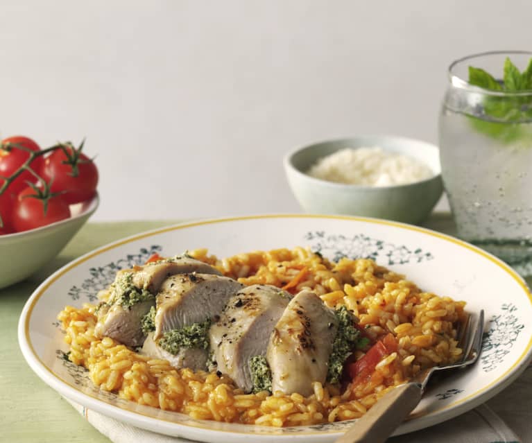 Piersi z kurczaka nadziewane cytrynową ricottą z pomidorowym risotto  Piersi z kurczaka nadziewane cytrynową ricottą z pomidorowym risotto