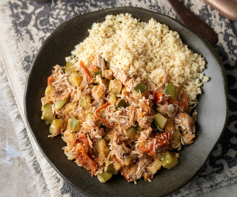 Tagine z kurczakiem i kaszą kuskus Tagine z kurczakiem i kaszą kuskus