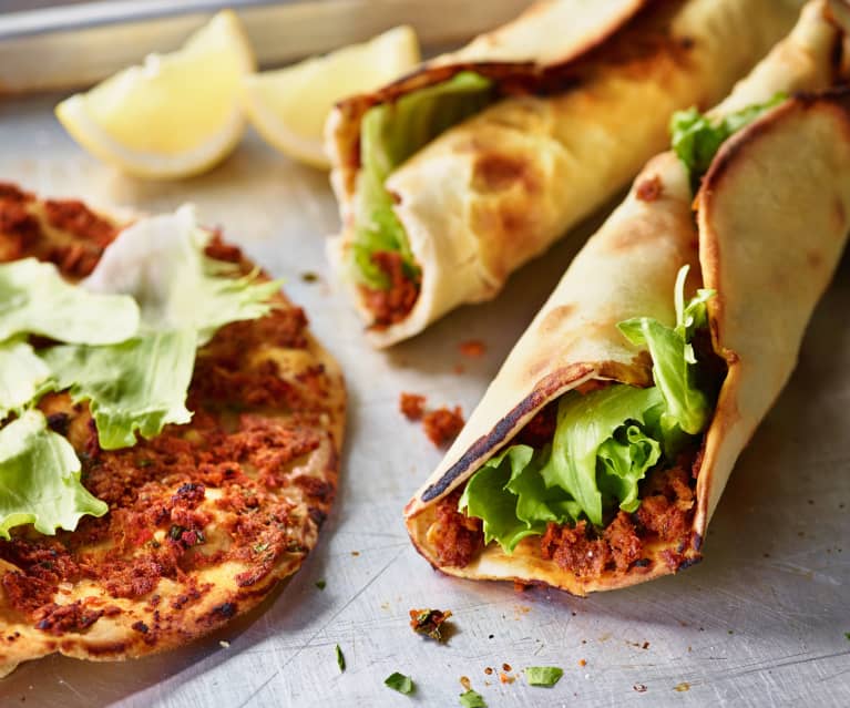 Pizza turecka Lahmacun Pizza turecka Lahmacun