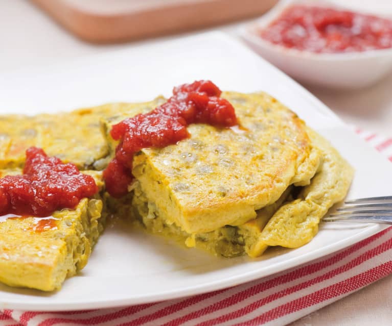 Frittata z groszkiem i pomidorowym chutneyem Frittata z groszkiem i pomidorowym chutneyem