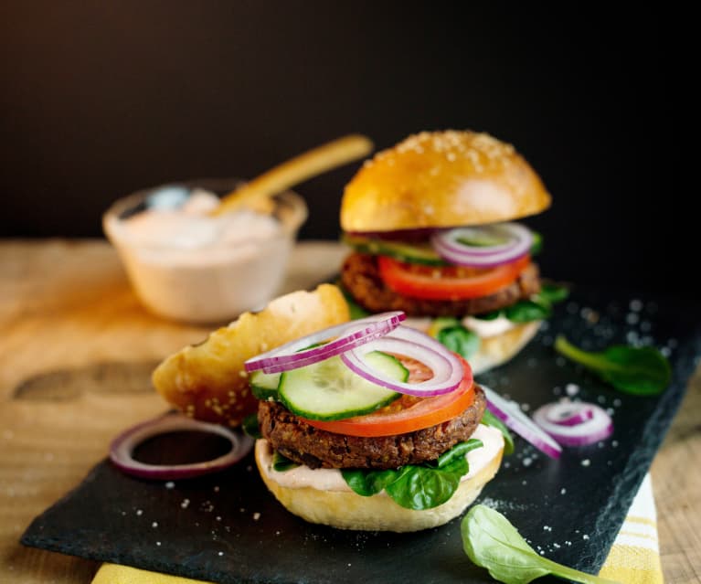 Wegetariańskie burgery z fasoli Wegetariańskie burgery z fasoli