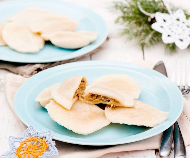 Pierogi z kapustą i grzybami Pierogi z kapustą i grzybami