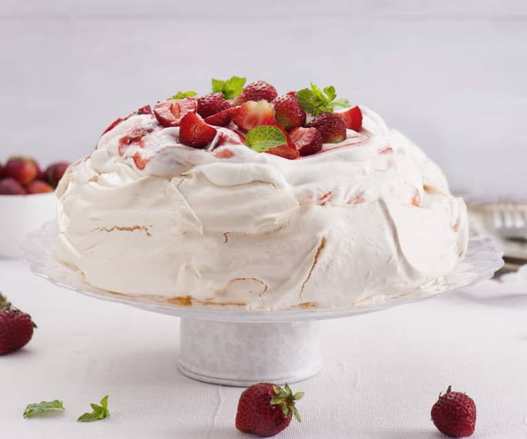 Pavlova z truskawkami Pavlova z truskawkami