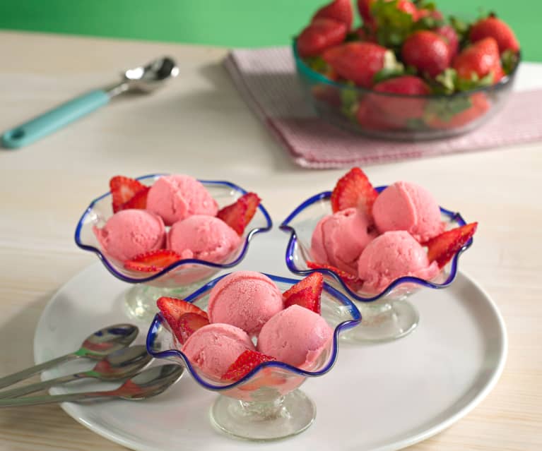 Lody truskawkowo-jogurtowe Lody truskawkowo-jogurtowe