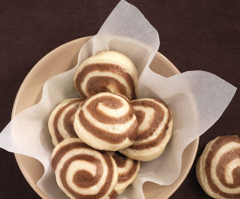 Kakaowe bułeczki gotowane na parze (Mantou) Kakaowe bułeczki gotowane na parze (Mantou)