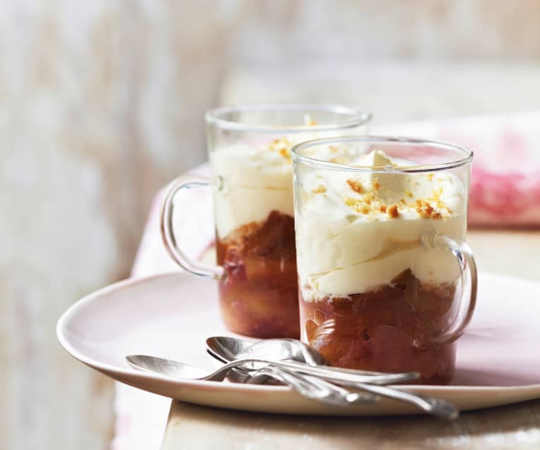 Trifle z rabarbarem Trifle z rabarbarem