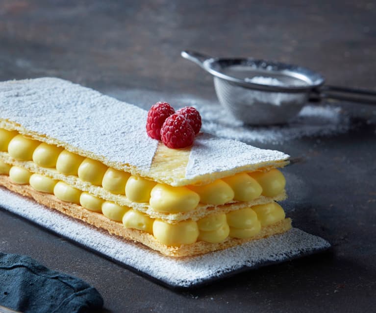 Millefeuille z kremem waniliowym Millefeuille z kremem waniliowym