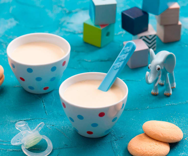 Jogurt z owocami i biszkoptami (dla dzieci) Jogurt z owocami i biszkoptami (dla dzieci)