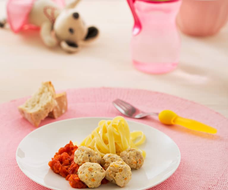 Klopsiki z indyka z purée pomidorowym (dla dzieci) Klopsiki z indyka z purée pomidorowym (dla dzieci)