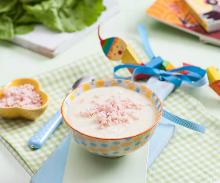 Zupa krem ziemniaczana z szynką i sałatą (dla dzieci) Zupa krem ziemniaczana z szynką i sałatą (dla dzieci)