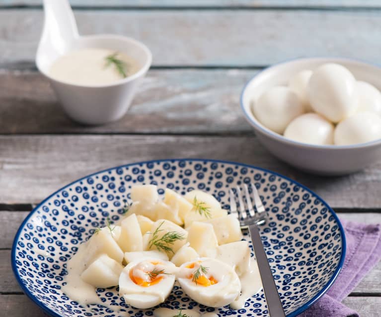 Jajka w szarym sosie