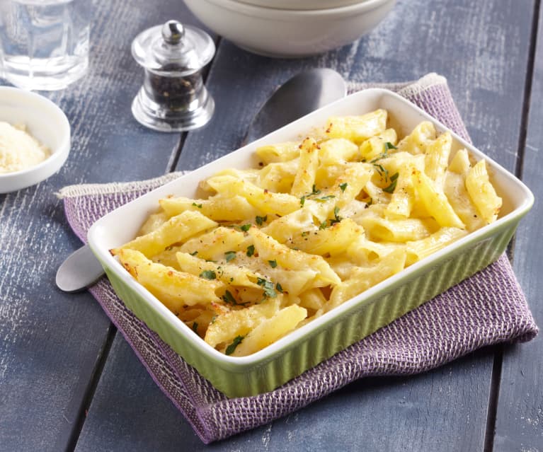 Makaron penne zapiekany z purée kalafiorowym Makaron penne zapiekany z purée kalafiorowym