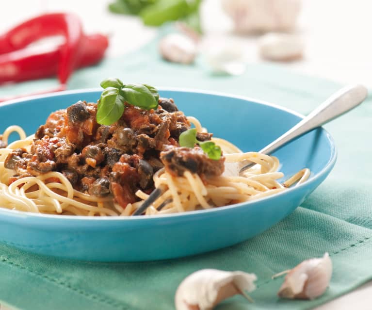 Spaghetti z kaparami i anchois Spaghetti z kaparami i anchois