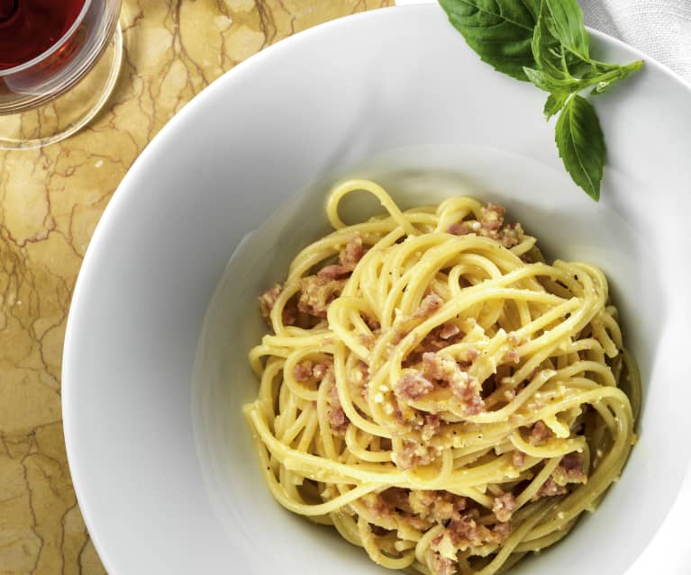 Spaghetti carbonara Spaghetti carbonara