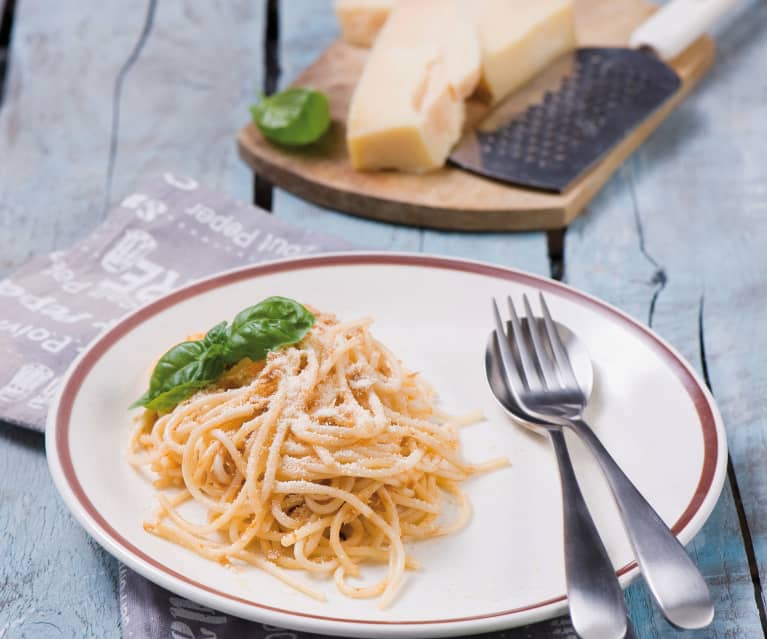 Spaghetti z tuńczykiem Spaghetti z tuńczykiem