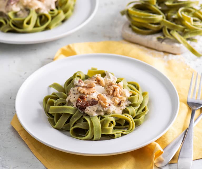 Zielone tagliatelle z mascarpone i gruszką Zielone tagliatelle z mascarpone i gruszką