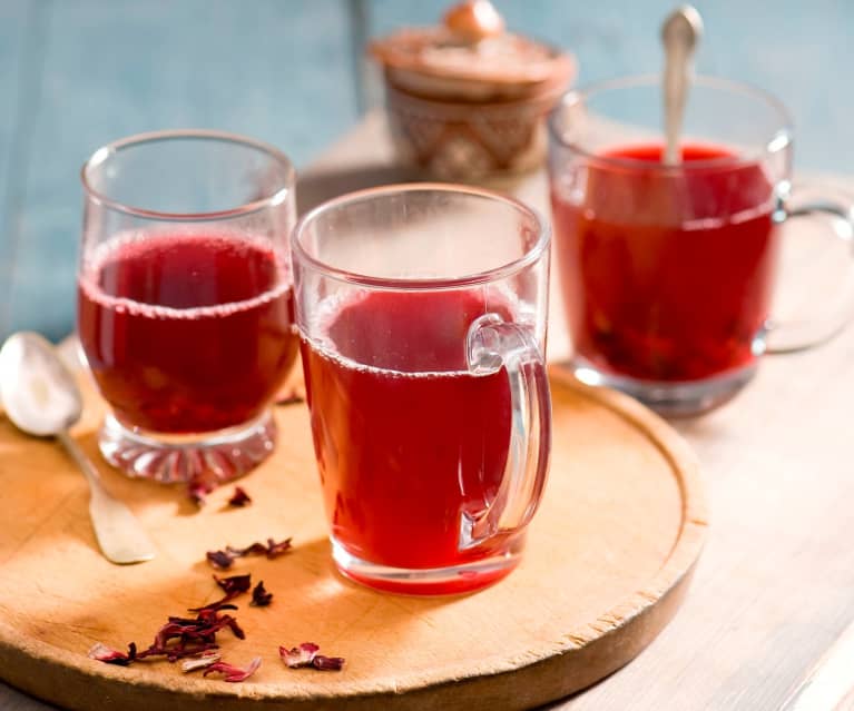 Rozgrzewająca herbata z hibiskusa Rozgrzewająca herbata z hibiskusa
