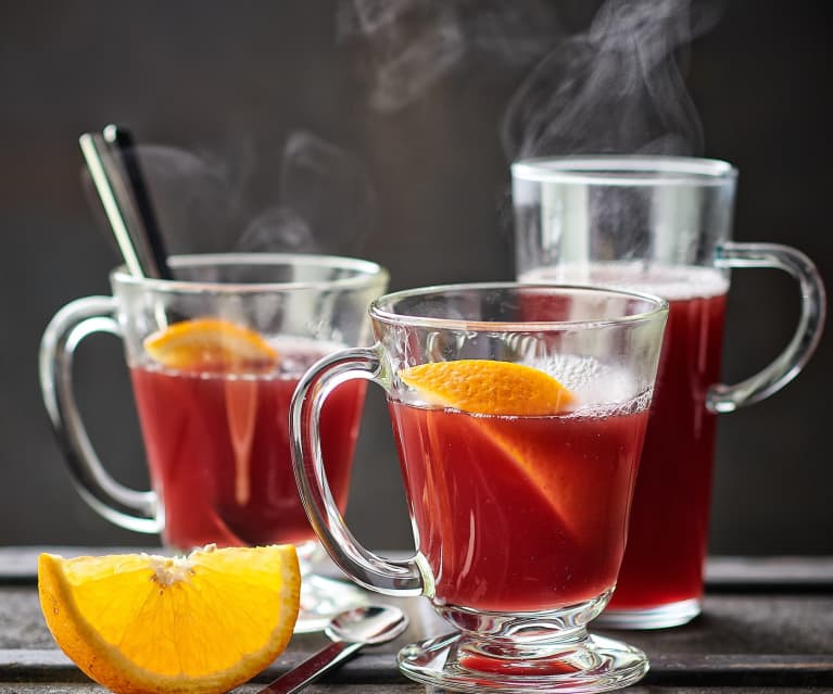 Grzaniec z rumem (Glühwein) Grzaniec z rumem (Glühwein)