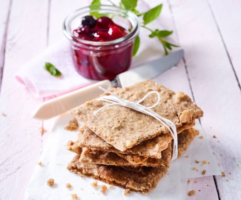 Chrupkie pieczywo orzechowe Chrupkie pieczywo orzechowe