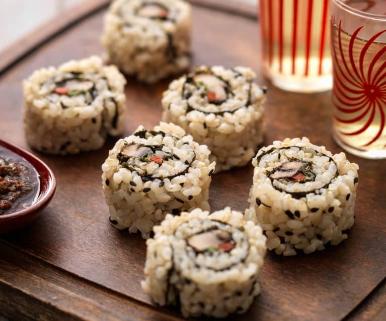 Sushi z pieczarkami portobello Sushi z pieczarkami portobello