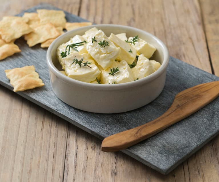Marynowany ser typu feta Marynowany ser typu feta