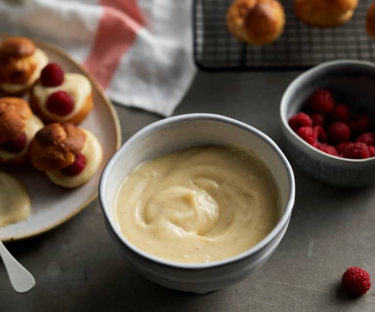 Krem budyniowy (crème pâtissiére) Krem budyniowy (crème pâtissiére)