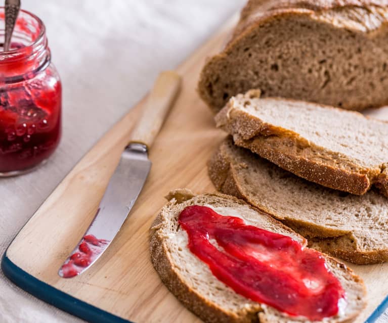 Dżem rabarbarowy z goździkami i imbirem Dżem rabarbarowy z goździkami i imbirem
