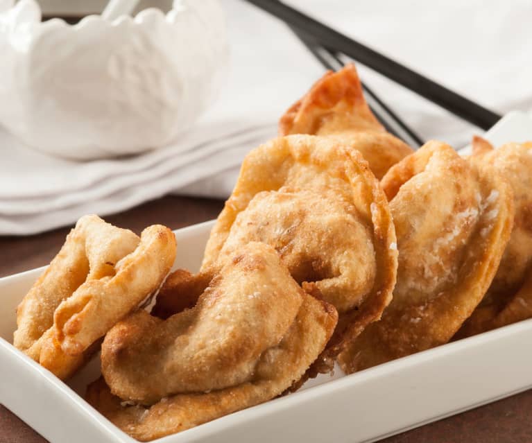 Smażone pierożki wonton Smażone pierożki wonton
