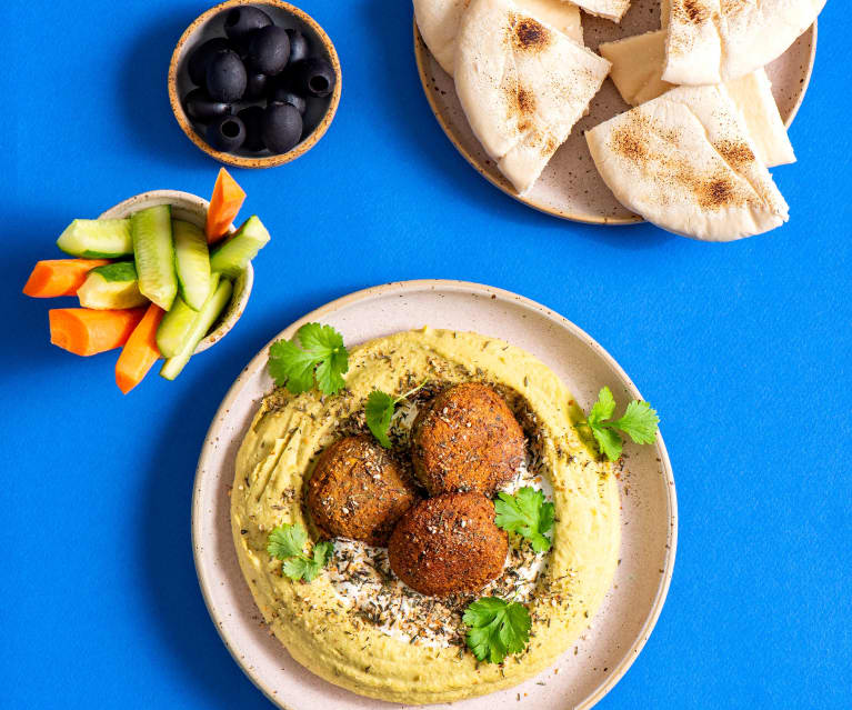 Ziołowy hummus z falafelami Ziołowy hummus z falafelami