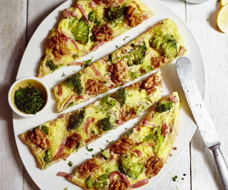 Omlet z brokułami i szynką Omlet z brokułami i szynką