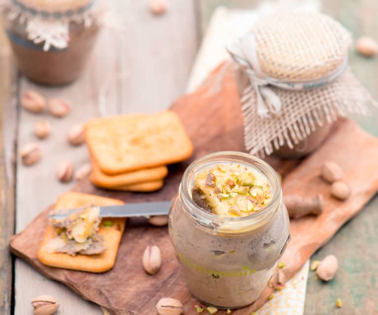 Pâté z wątróbek drobiowych z pistacjami Pâté z wątróbek drobiowych z pistacjami