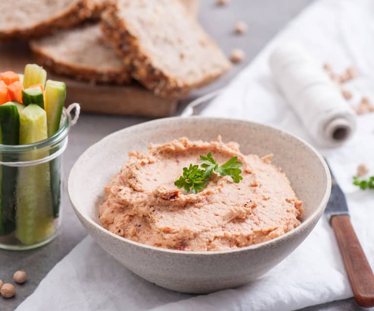 Hummus z suszonymi pomidorami Hummus z suszonymi pomidorami