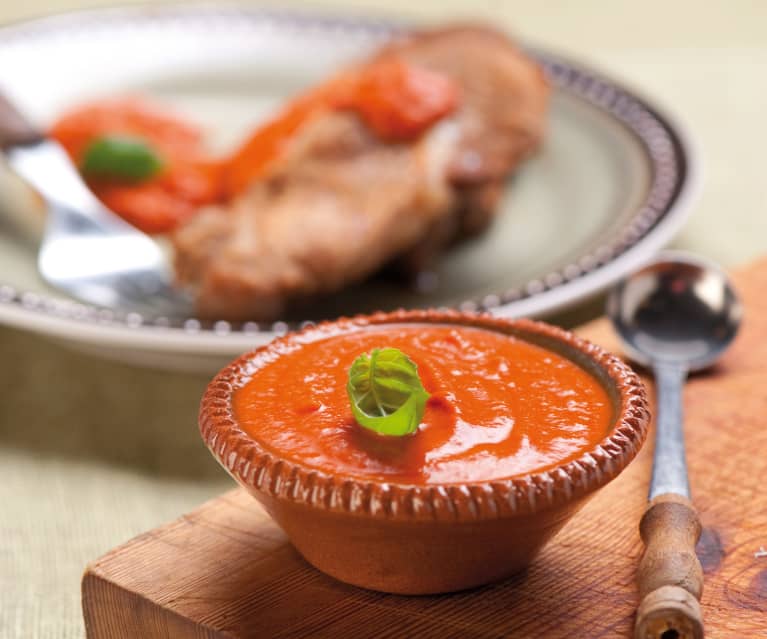 Salsa brava - pikantny sos pomidorowy Salsa brava - pikantny sos pomidorowy