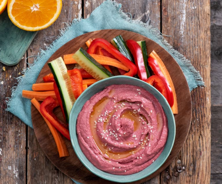 Hummus z gotowanych buraków z pomarańczą Hummus z gotowanych buraków z pomarańczą