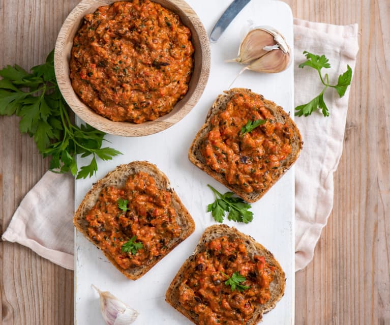 Salsa z pieczonej papryki i śliwek Salsa z pieczonej papryki i śliwek