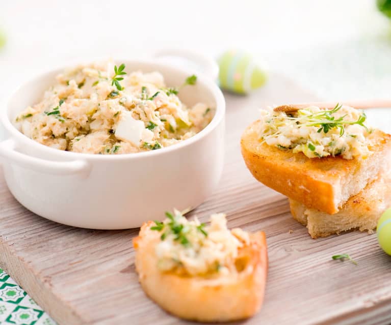 Pasta jajeczna z makrelą i chrzanem Pasta jajeczna z makrelą i chrzanem