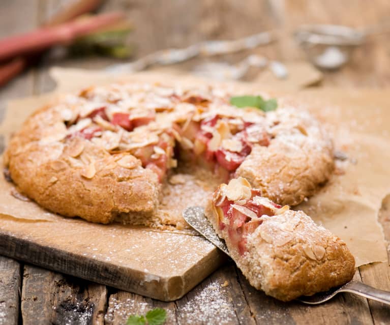 Orkiszowa galette z rabarbarem Orkiszowa galette z rabarbarem