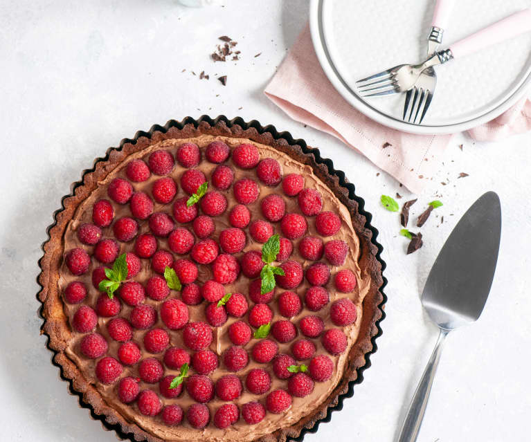 Tarta z czekoladowym kremem mascarpone i malinami Tarta z czekoladowym kremem mascarpone i malinami