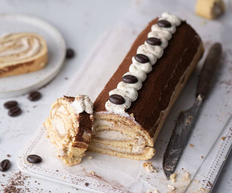 Rolada tiramisu Rolada tiramisu