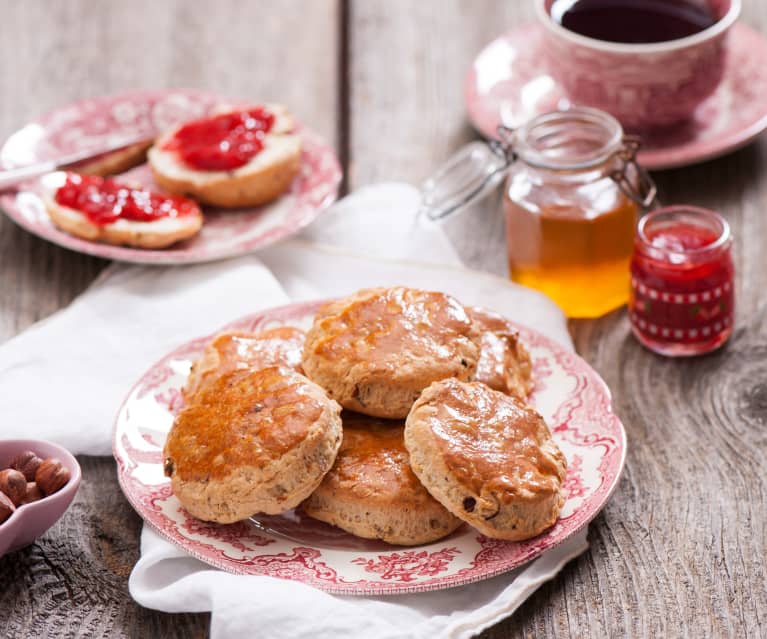 Wytrawne orzechowe scones Wytrawne orzechowe scones