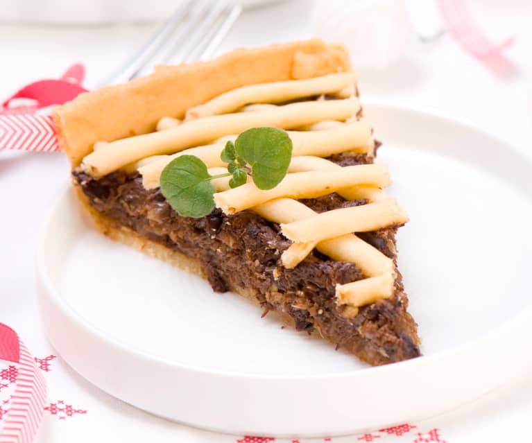 Tarta z kiszoną kapustą i grzybami Tarta z kiszoną kapustą i grzybami