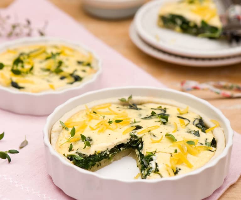Tarta szpinakowa z kandyzowaną skórką z cytryny Tarta szpinakowa z kandyzowaną skórką z cytryny