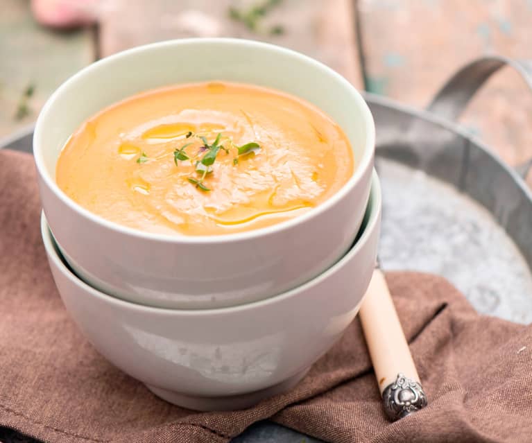 Zupa krem z pieczonego bakłażana i czosnku Zupa krem z pieczonego bakłażana i czosnku