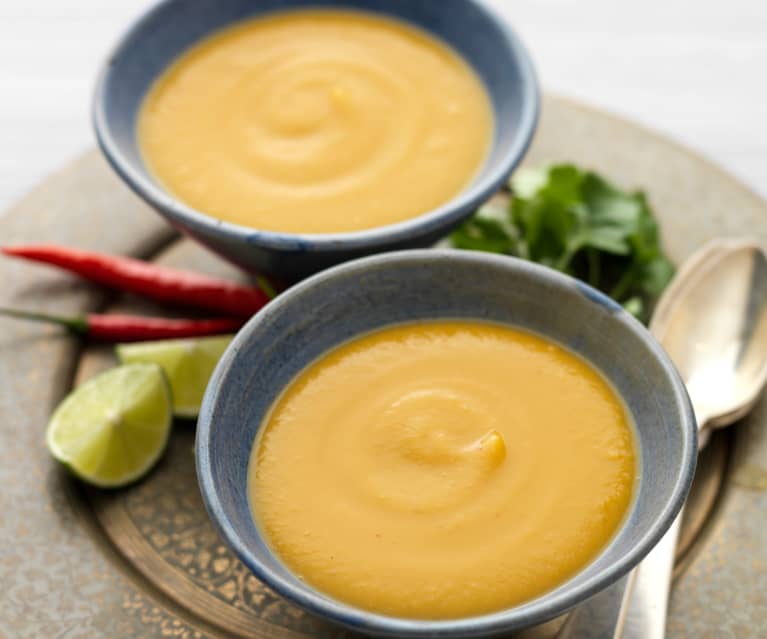 Zupa z batatów z pastą curry Zupa z batatów z pastą curry
