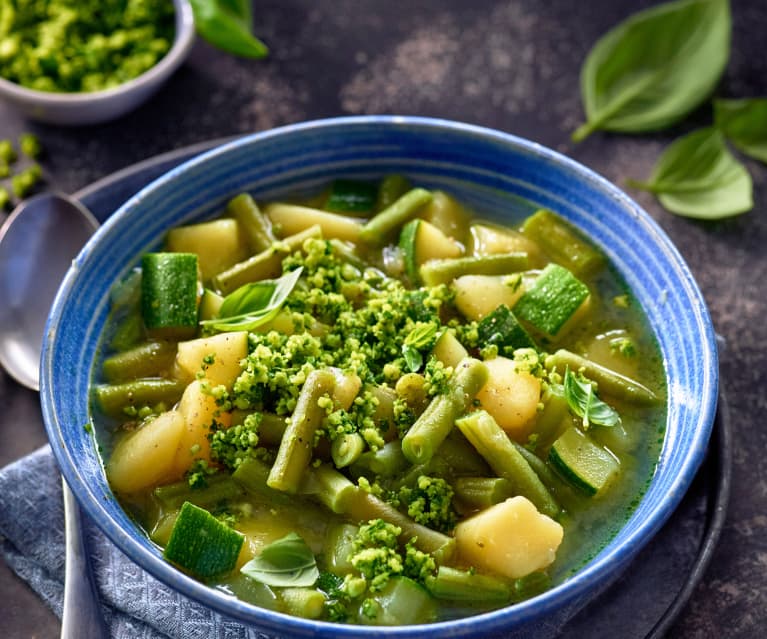 Zielona zupa minestrone Zielona zupa minestrone